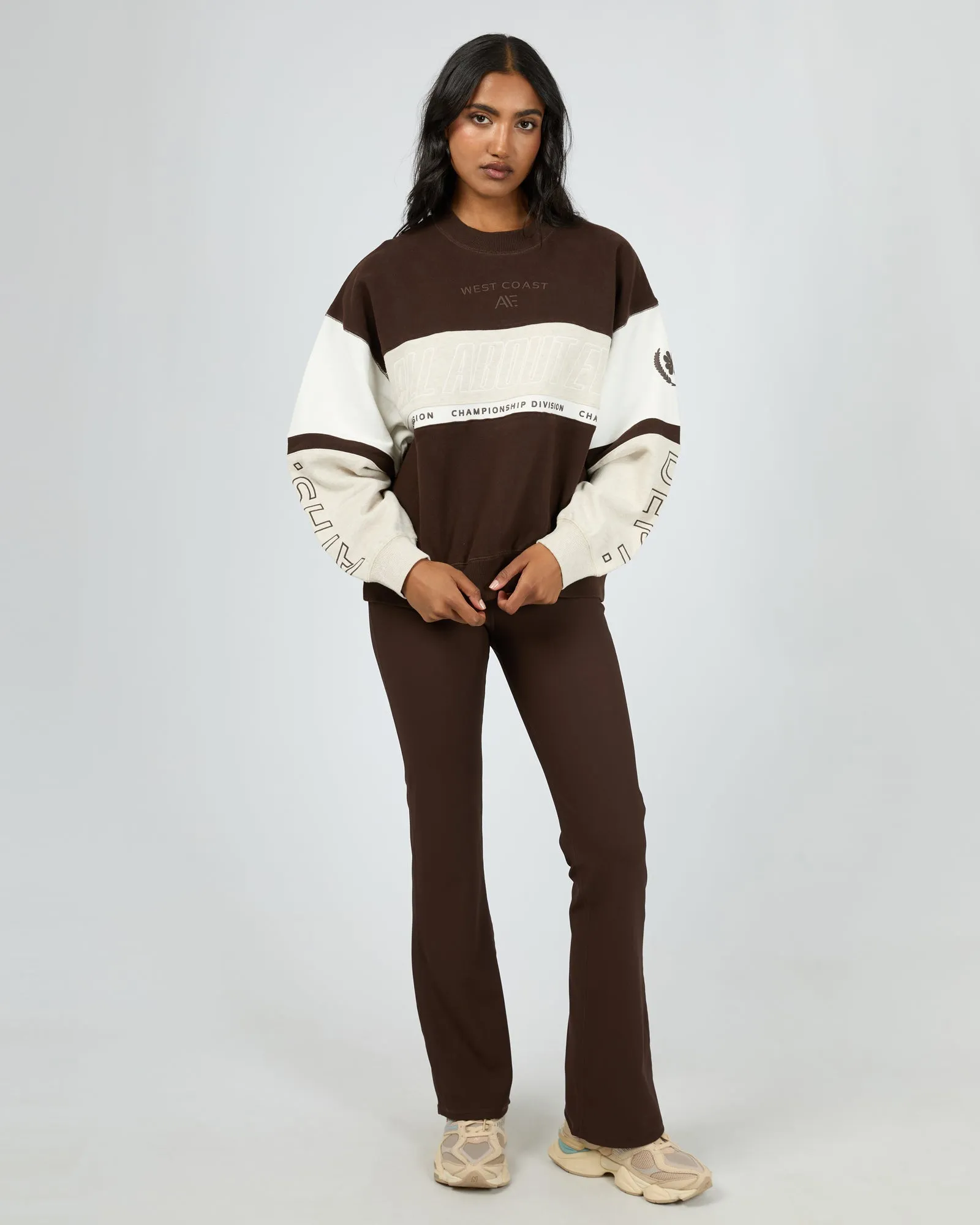 All About Eve Performance Slouch Panel Crew Brown