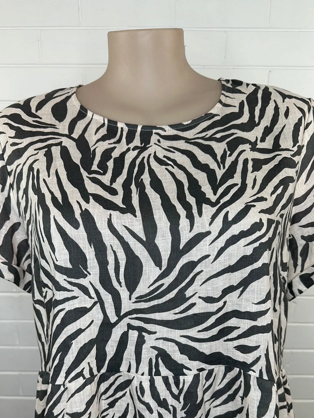 Cable | dress | size 18 | knee length | 100% linen