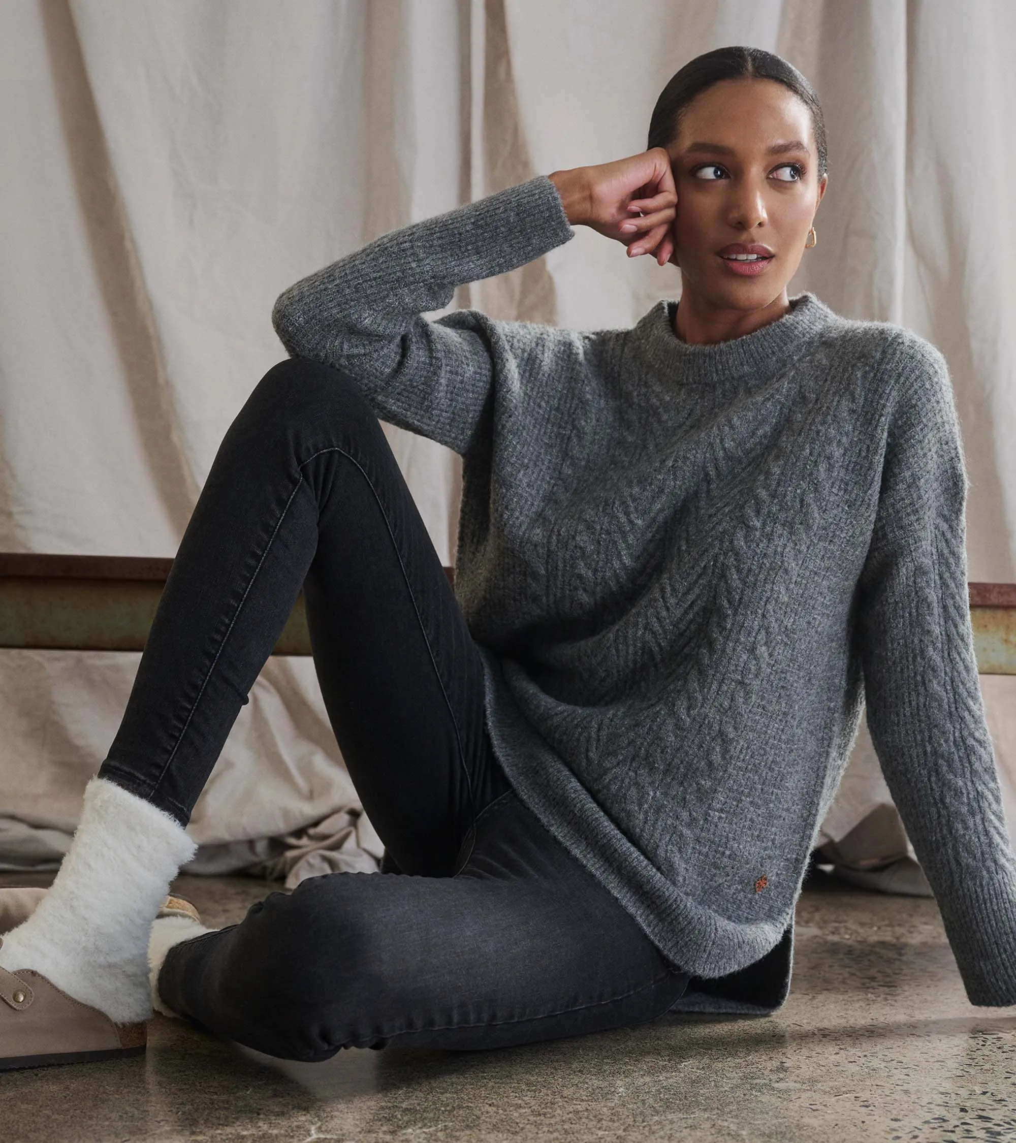 Cable Knit Tunic - Charcoal Heather -Hatley
