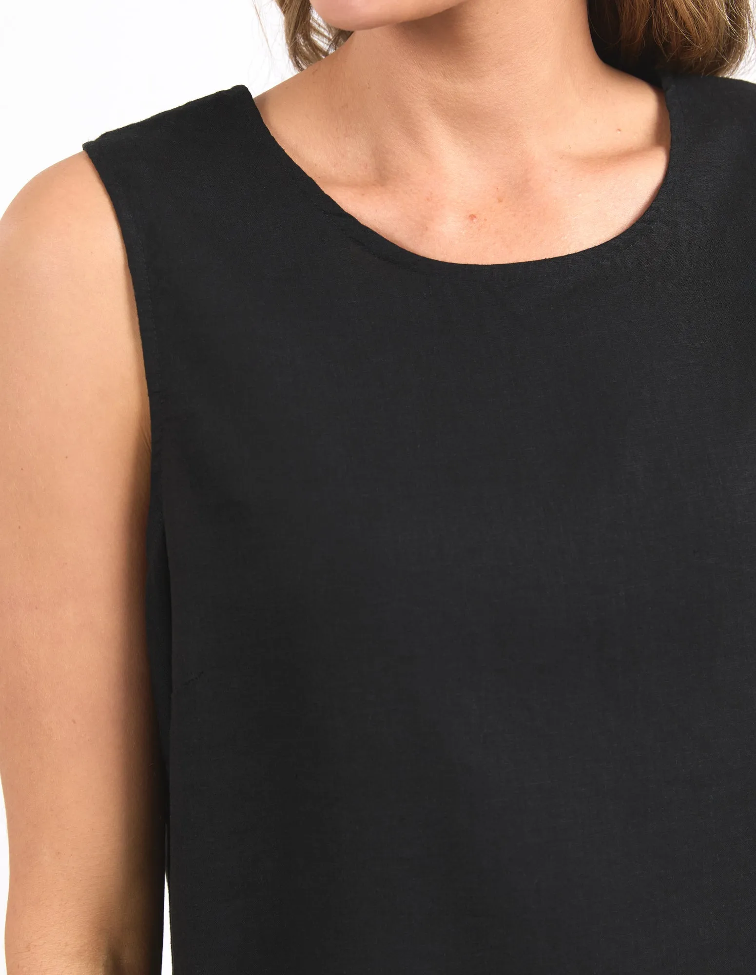 Elm Curtis Woven Tank Black