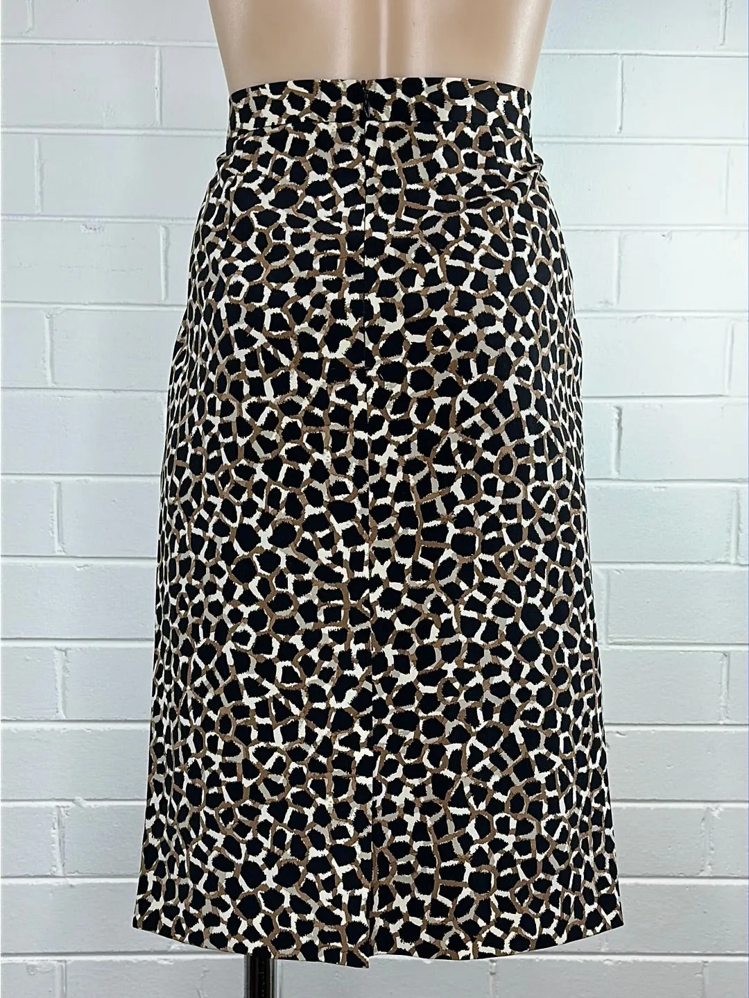 Gerard Darel | Paris | skirt | size 8 | knee length