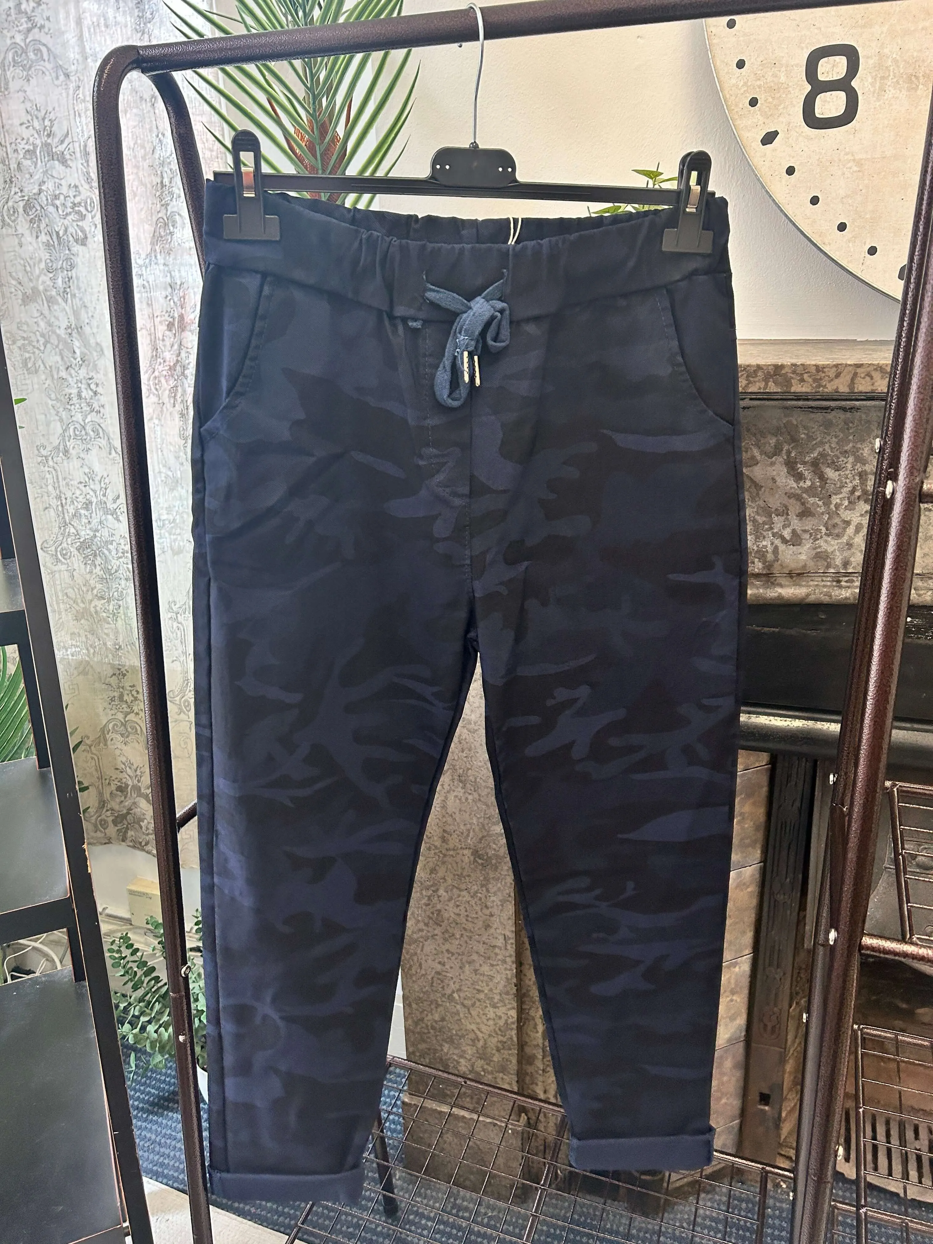 Hannah Camo Magic Jogger