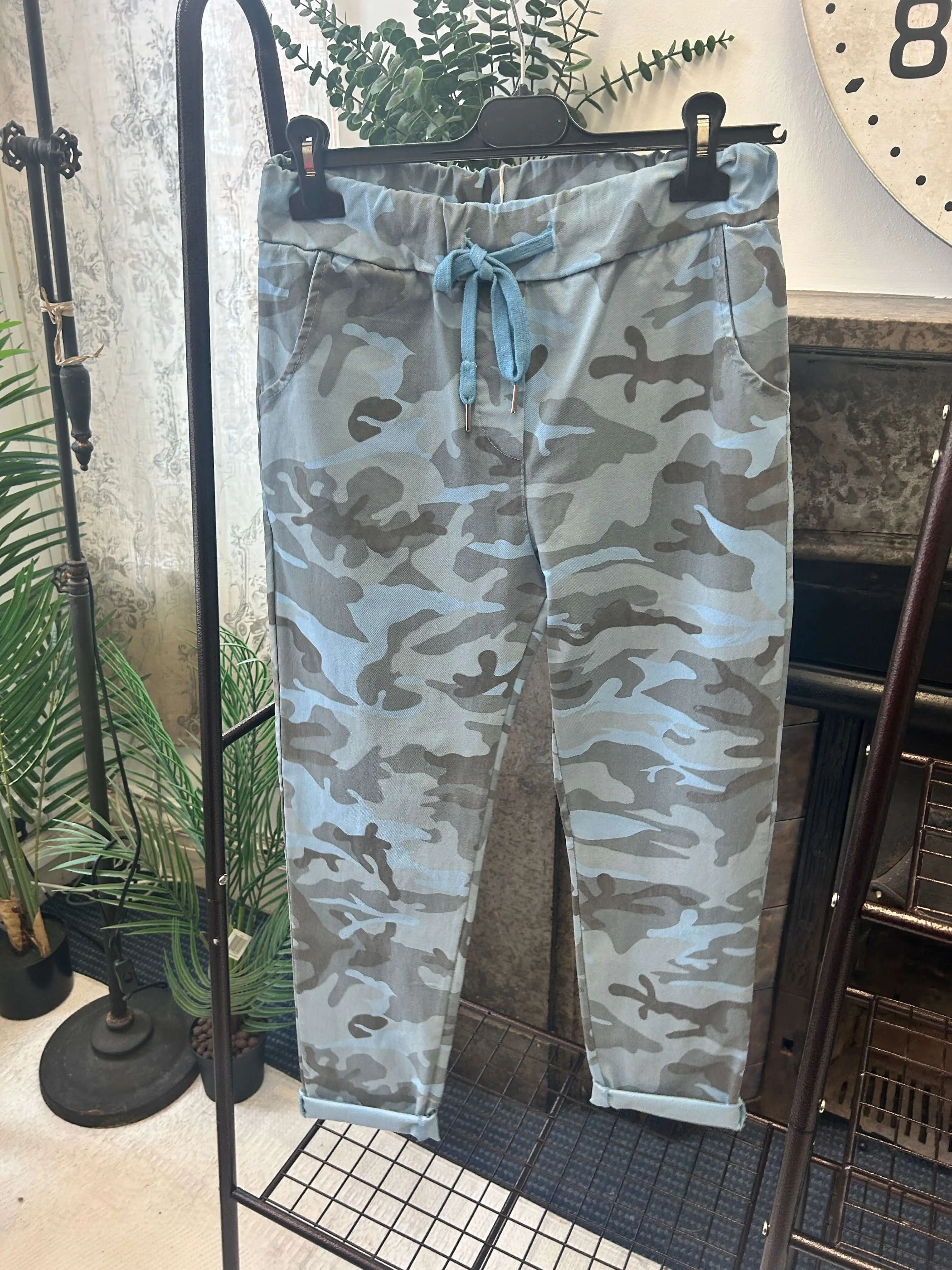 Hannah Camo Magic Jogger