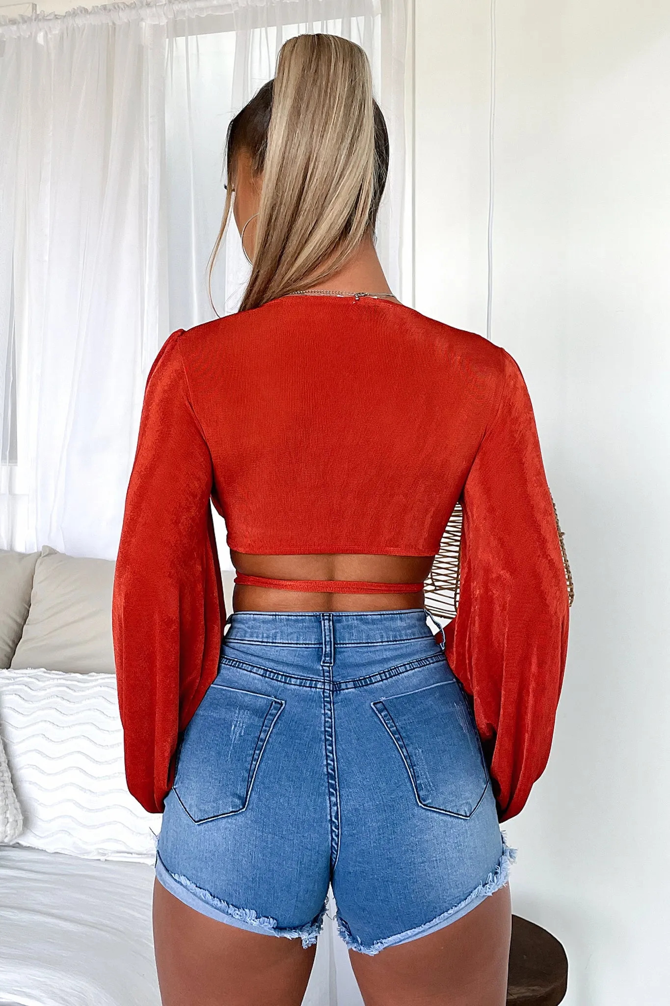 Kelsy Long Sleeve Crop - Rust Red