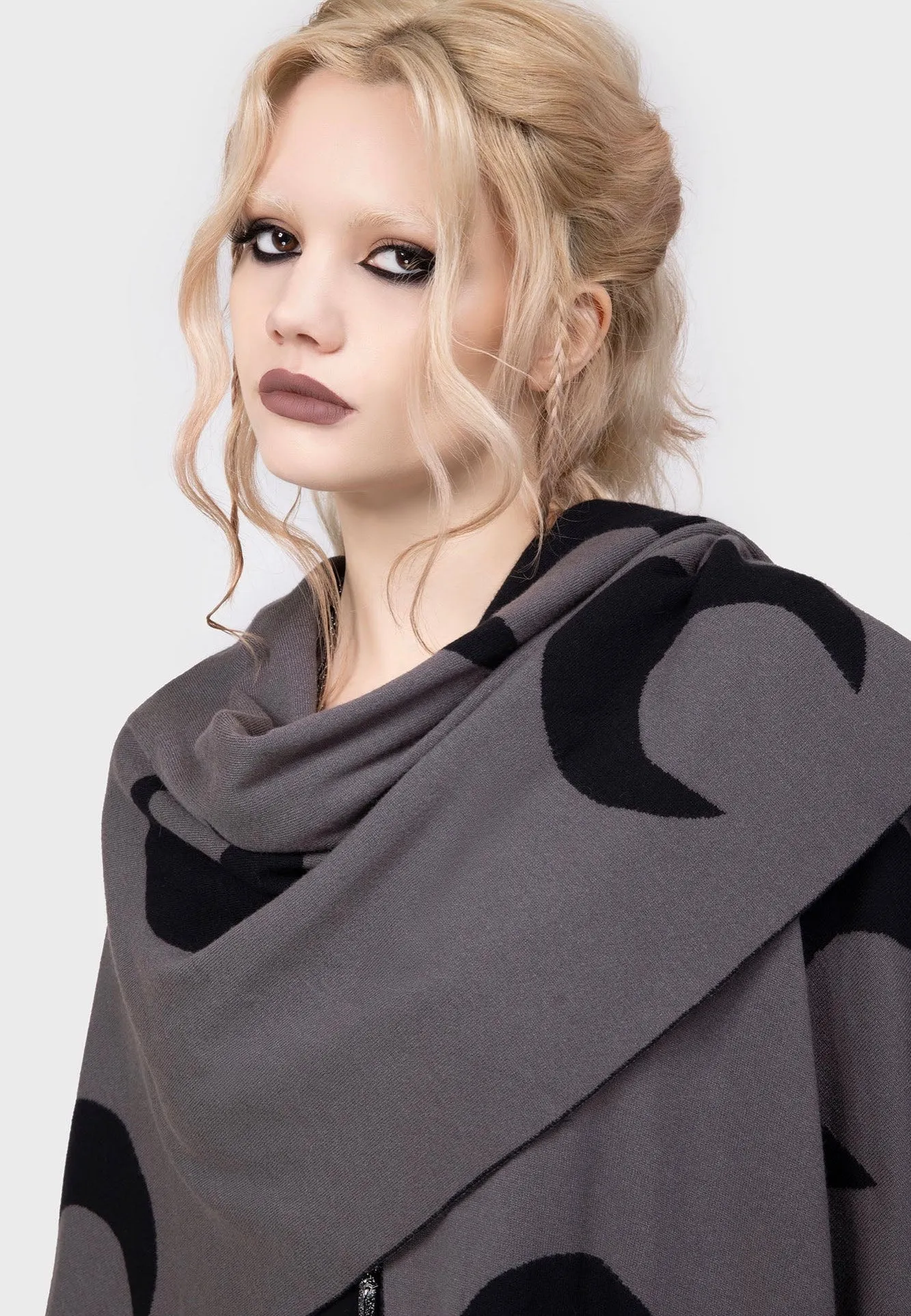 Killstar - Lunaris Cover Up - Cloak