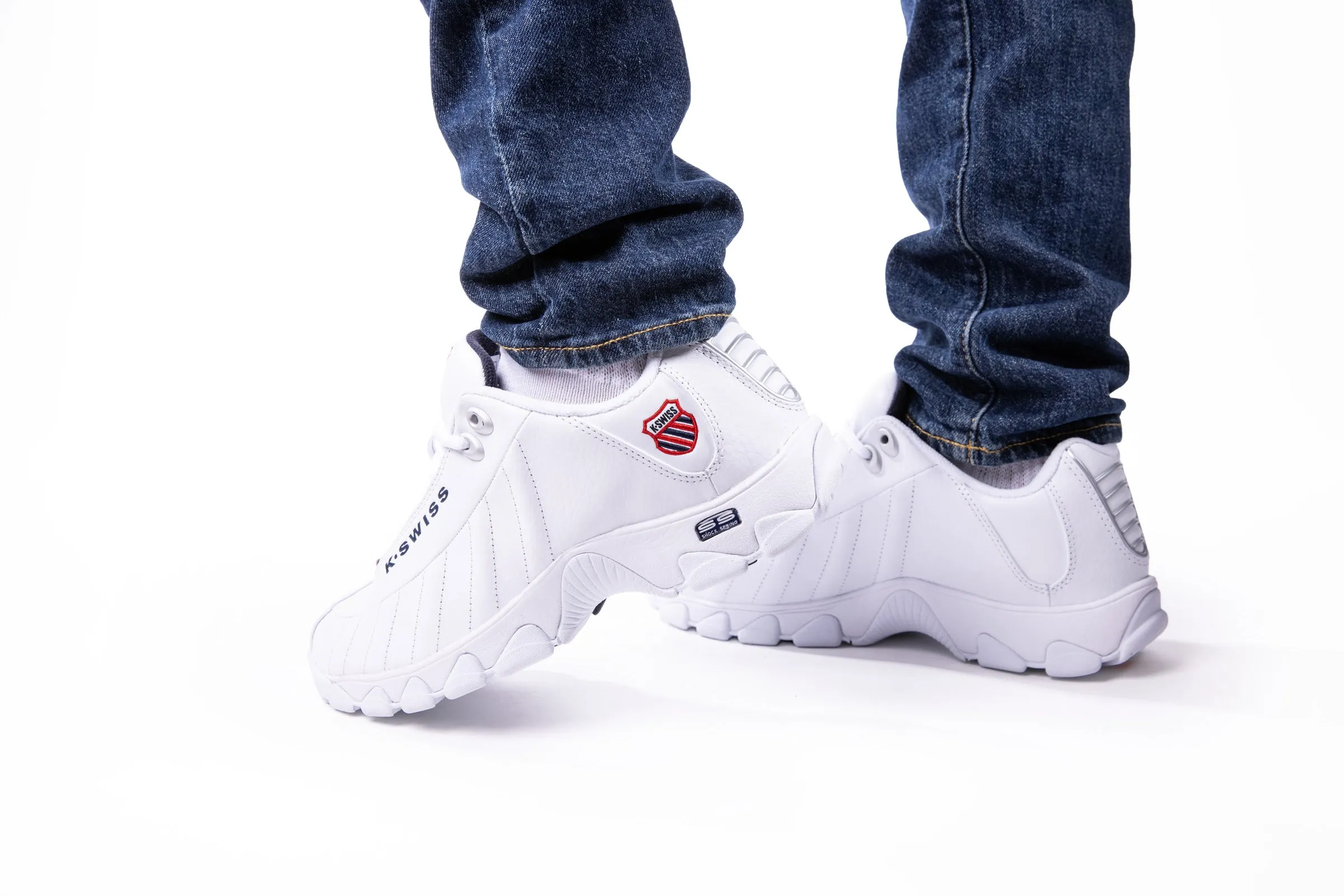 K.SWISS 03426-130-M | ST329 CMF | WHITE/NAVY/RED