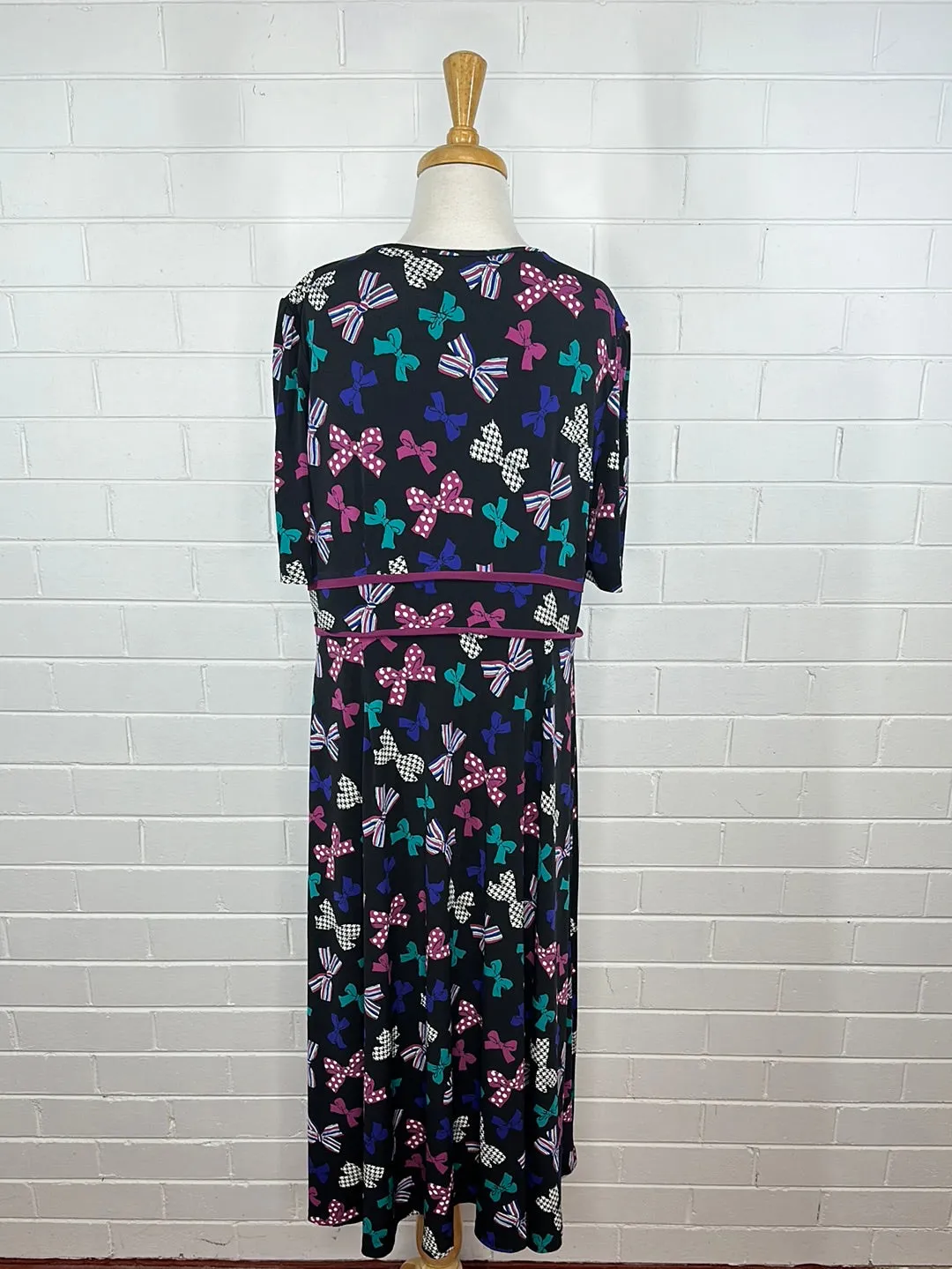 Leona Edmiston | dress | size 18 | midi length