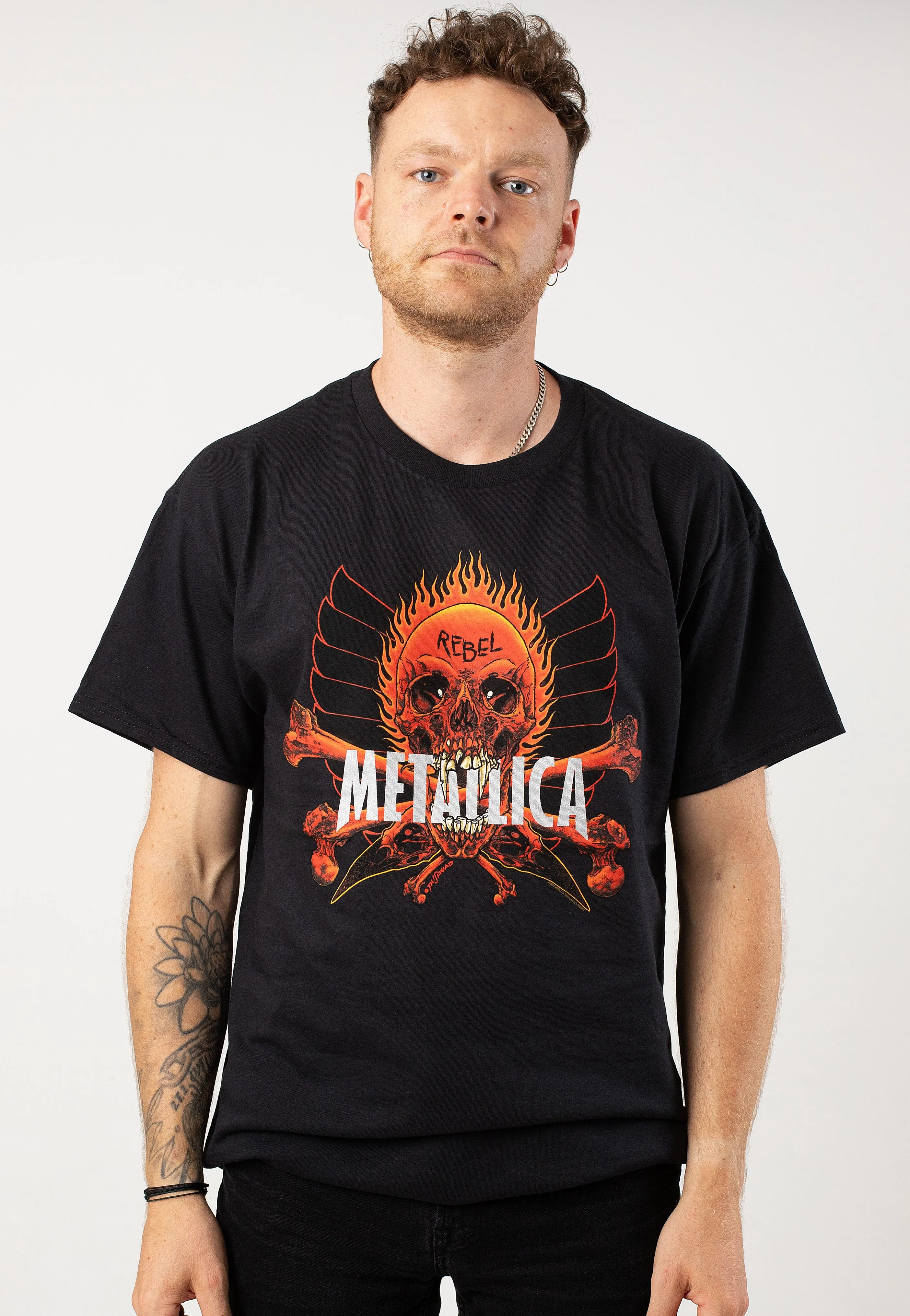 Metallica - Rebel - T-Shirt