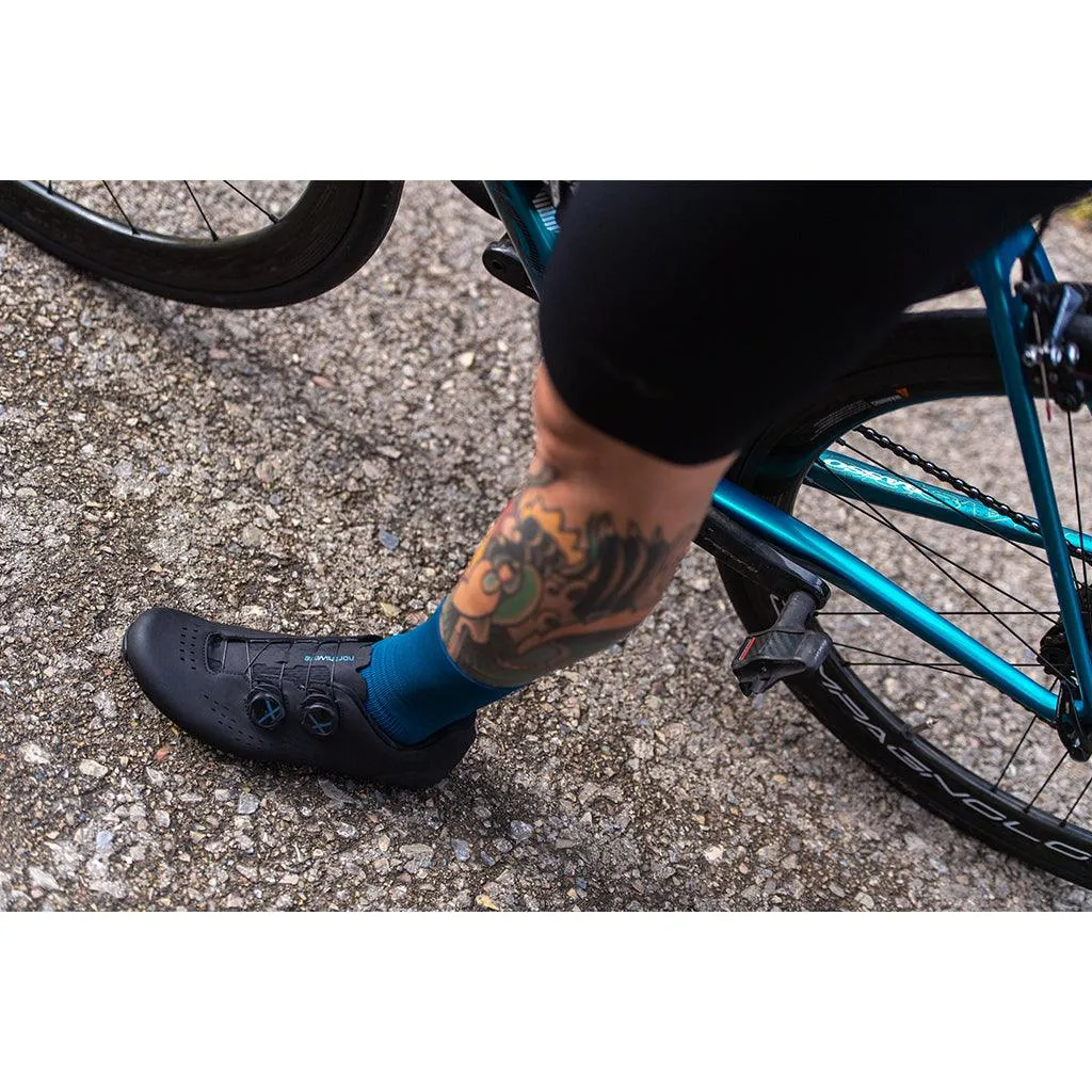 Northwave Revolution 3 Road Cycling Shoes (Black/Iridescent)