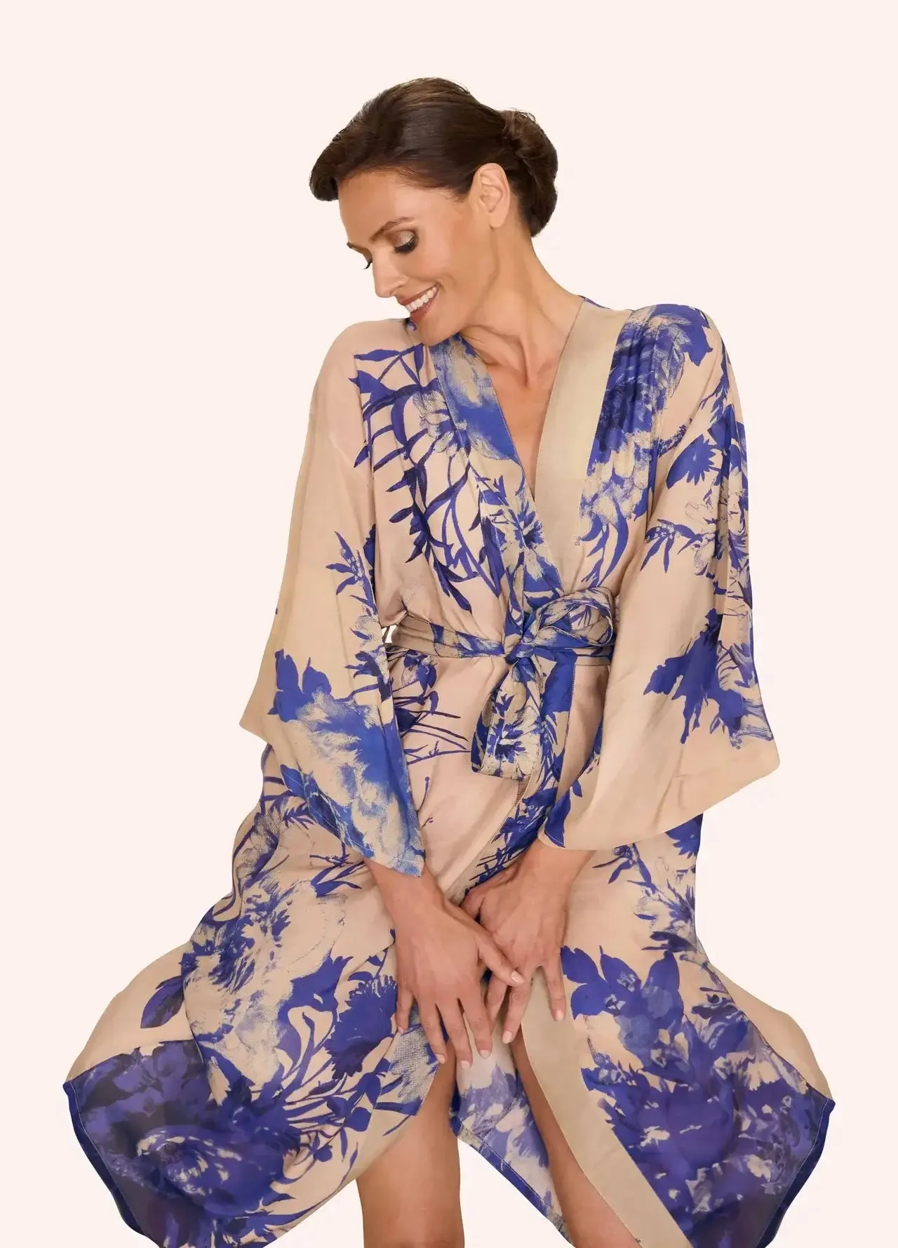 Powder Design Kimono Gown - China Blue Blooms