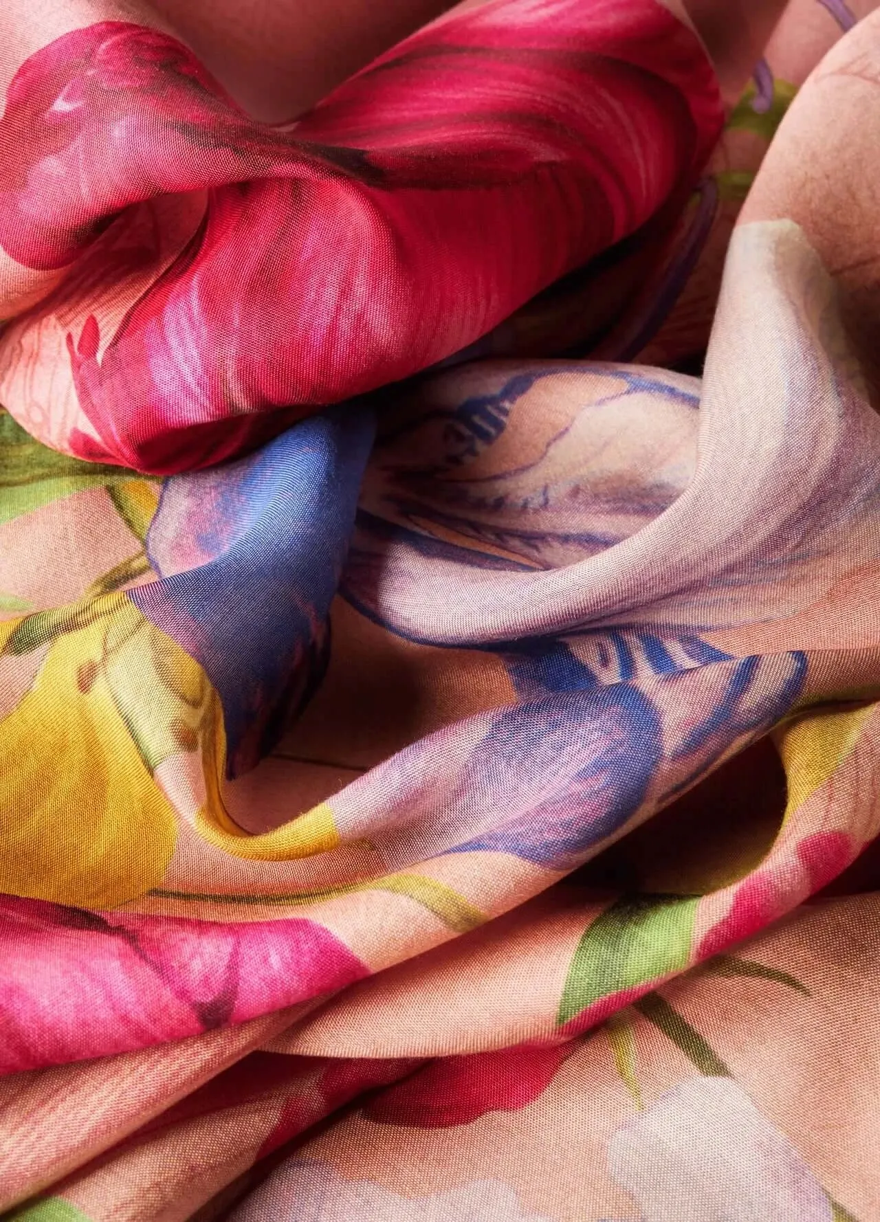 Powder Design Kimono Gown - Floral Study - Petal