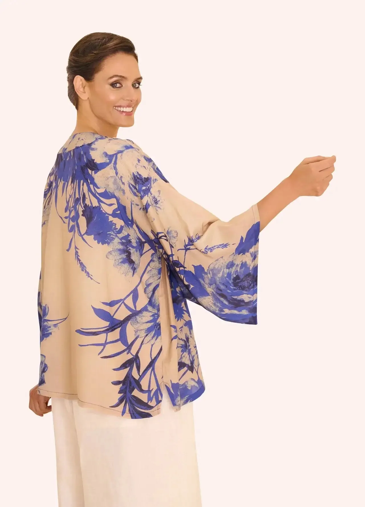 Powder Design Kimono Jacket - China Blue Blooms