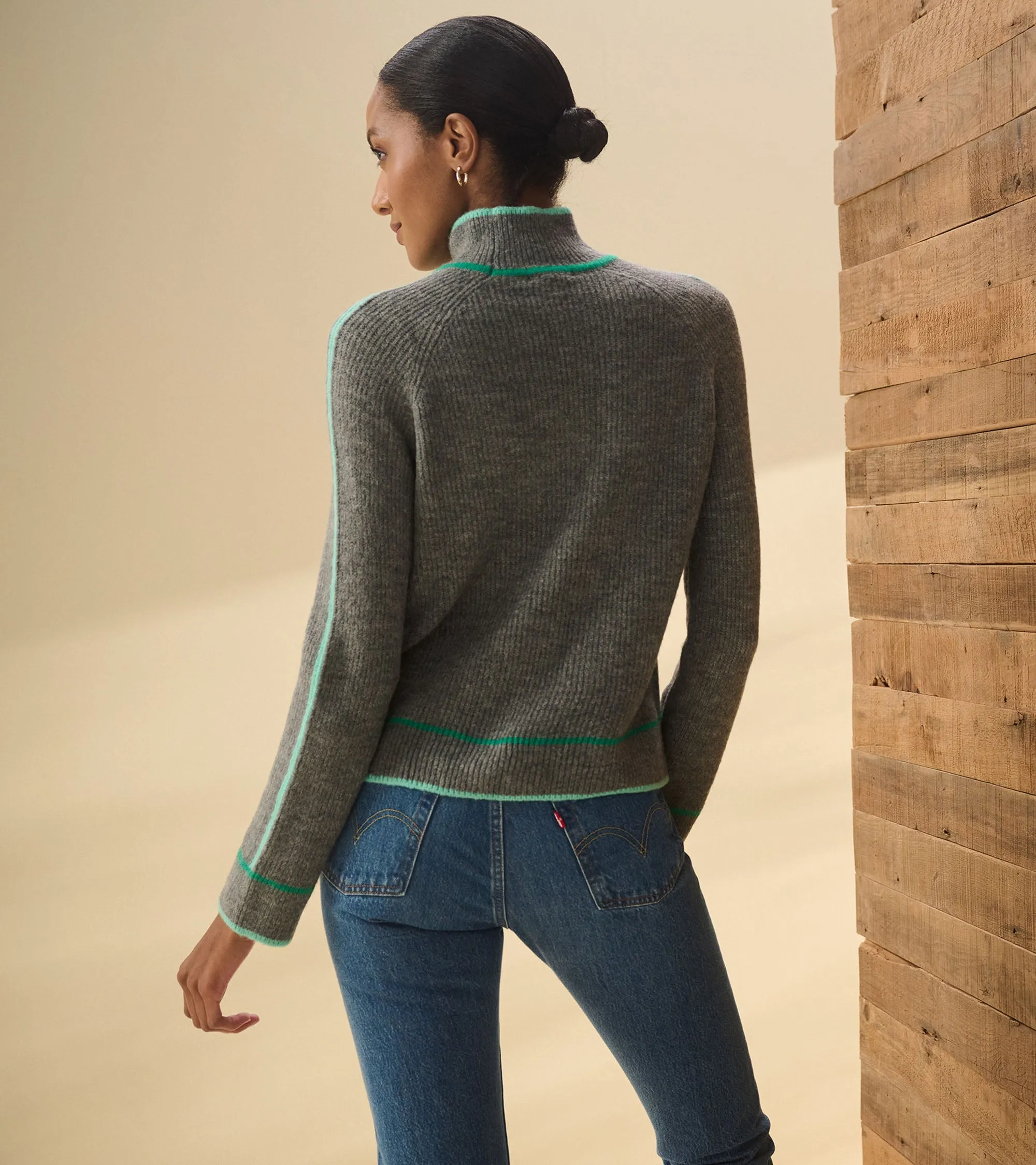 Raglan Pullover - Charcoal Heather -Hatley