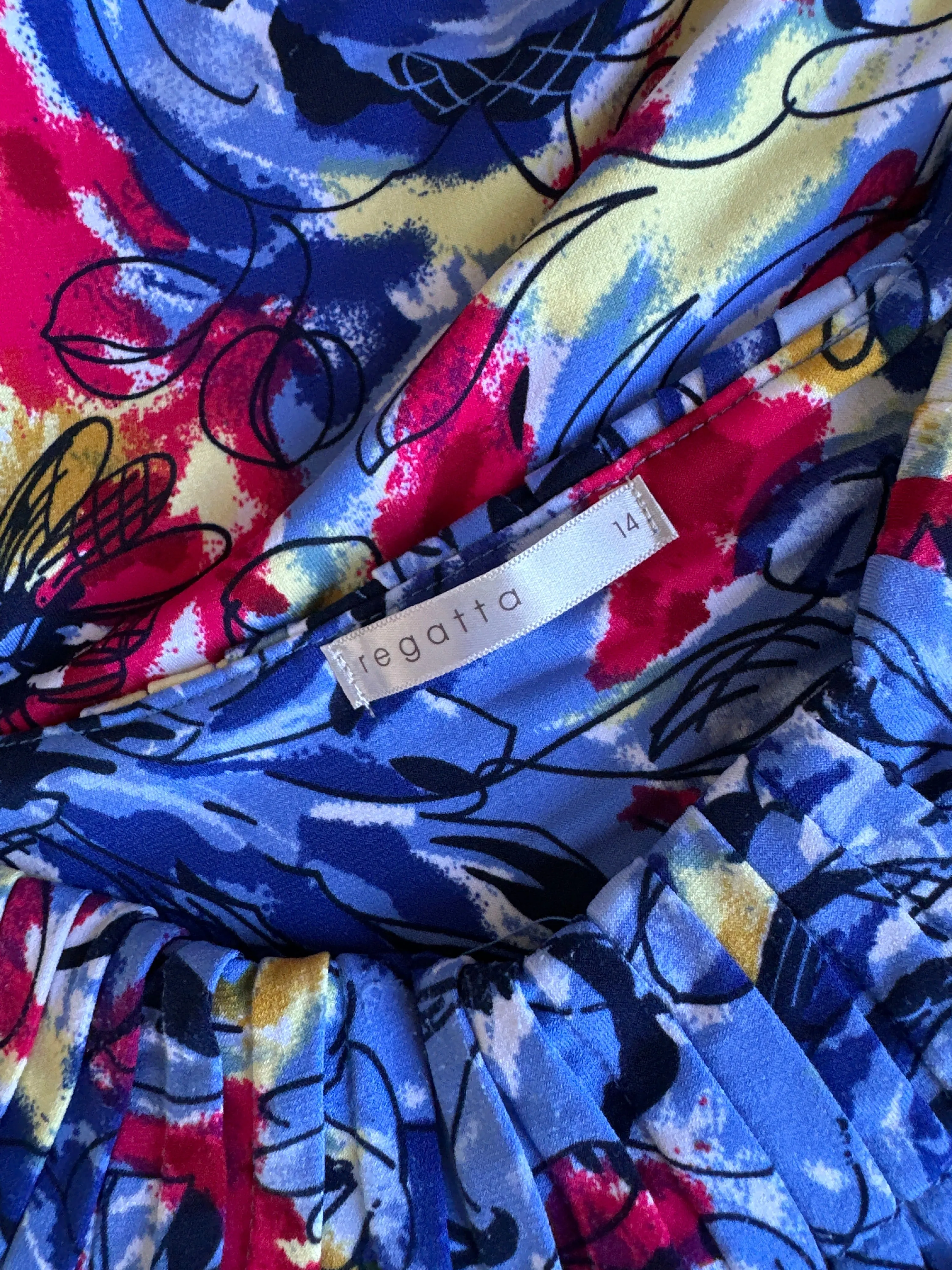 Regatta | top | size 14 | cap sleeve