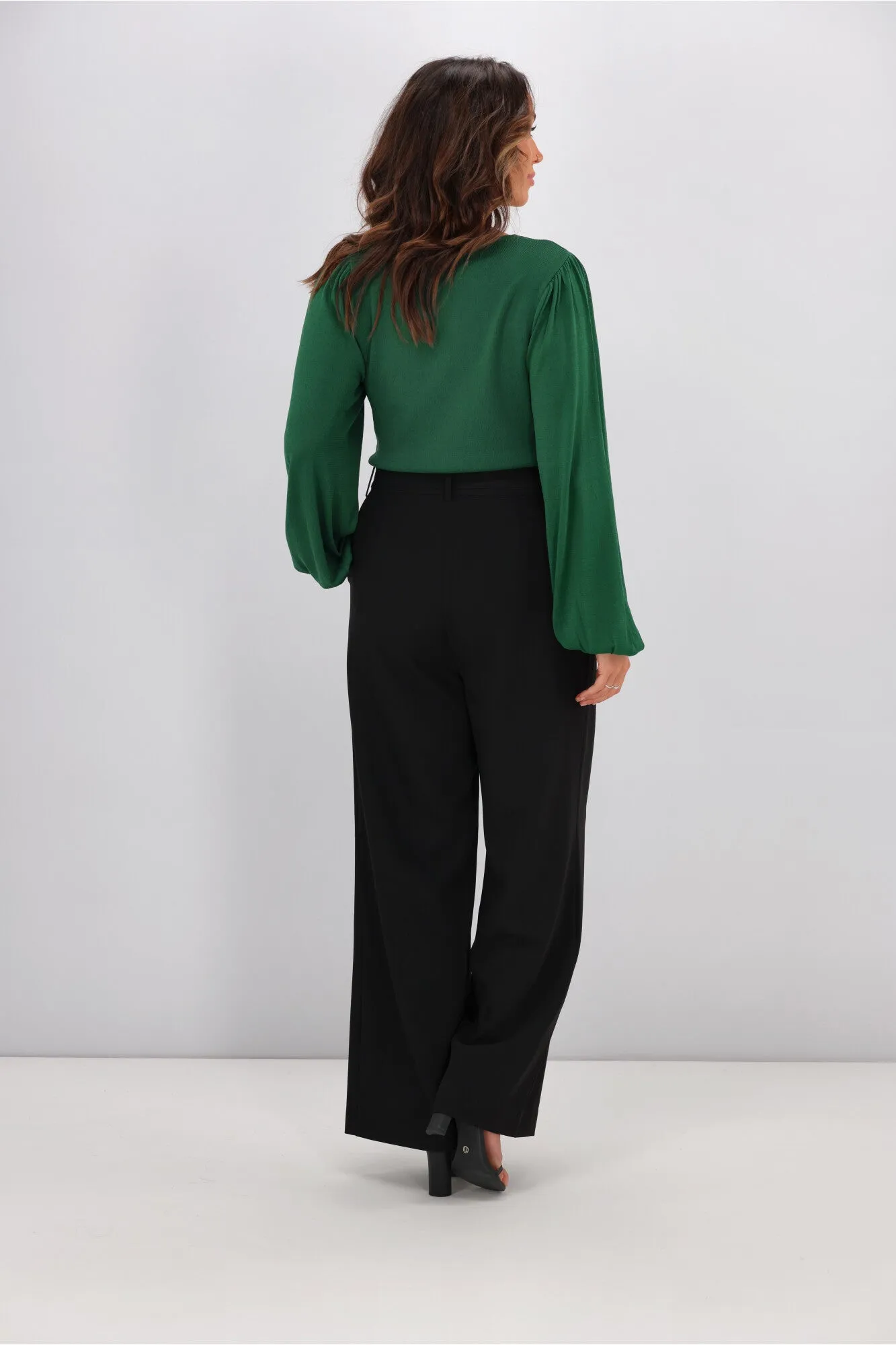 Shine On Label Mariana Ribbed Puff Sleeve Top Forest