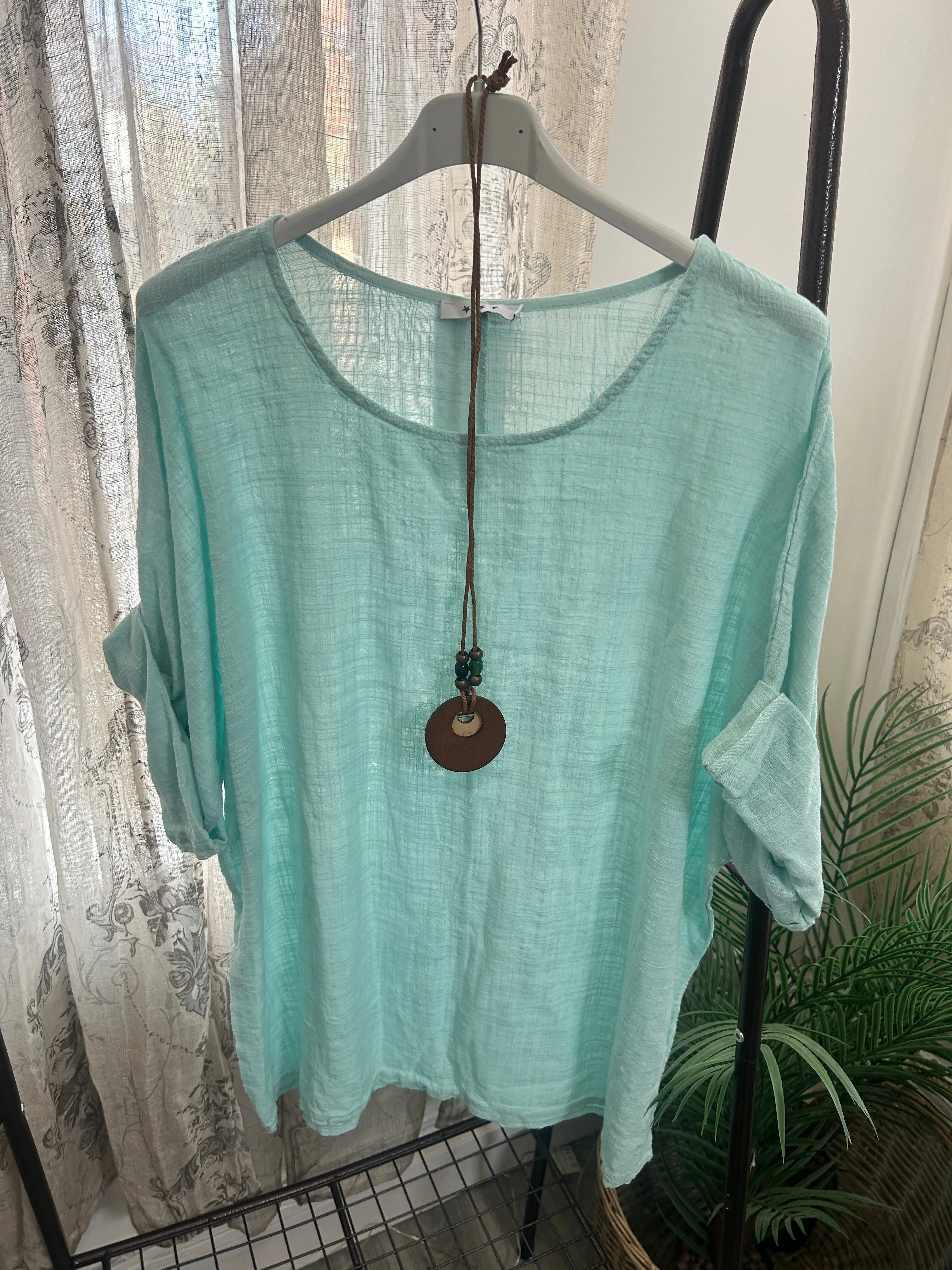 Sofia Ladies Linen Box Top With Necklace