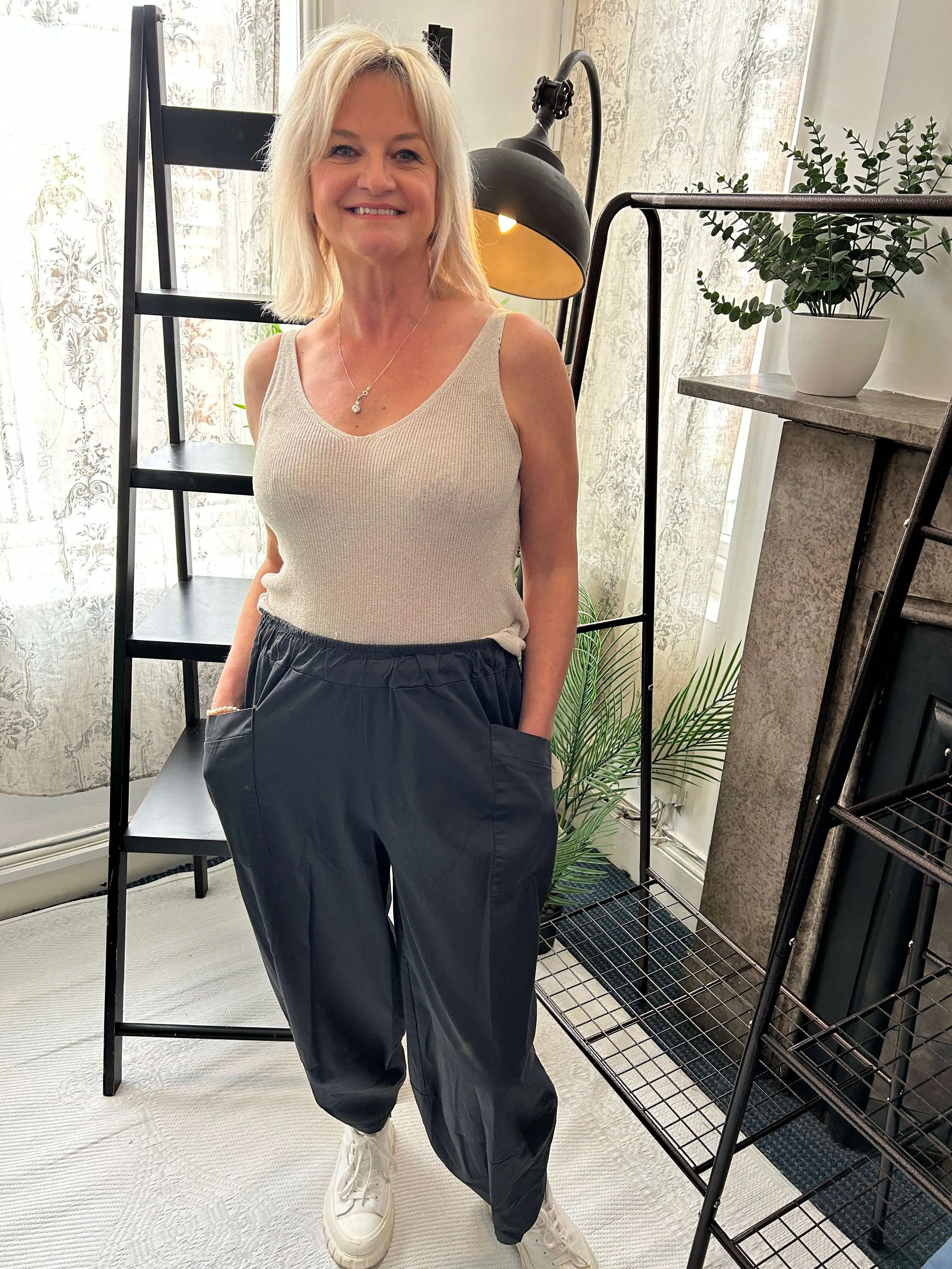 Vienna Cropped Elasticated Waist Cotton Trouser