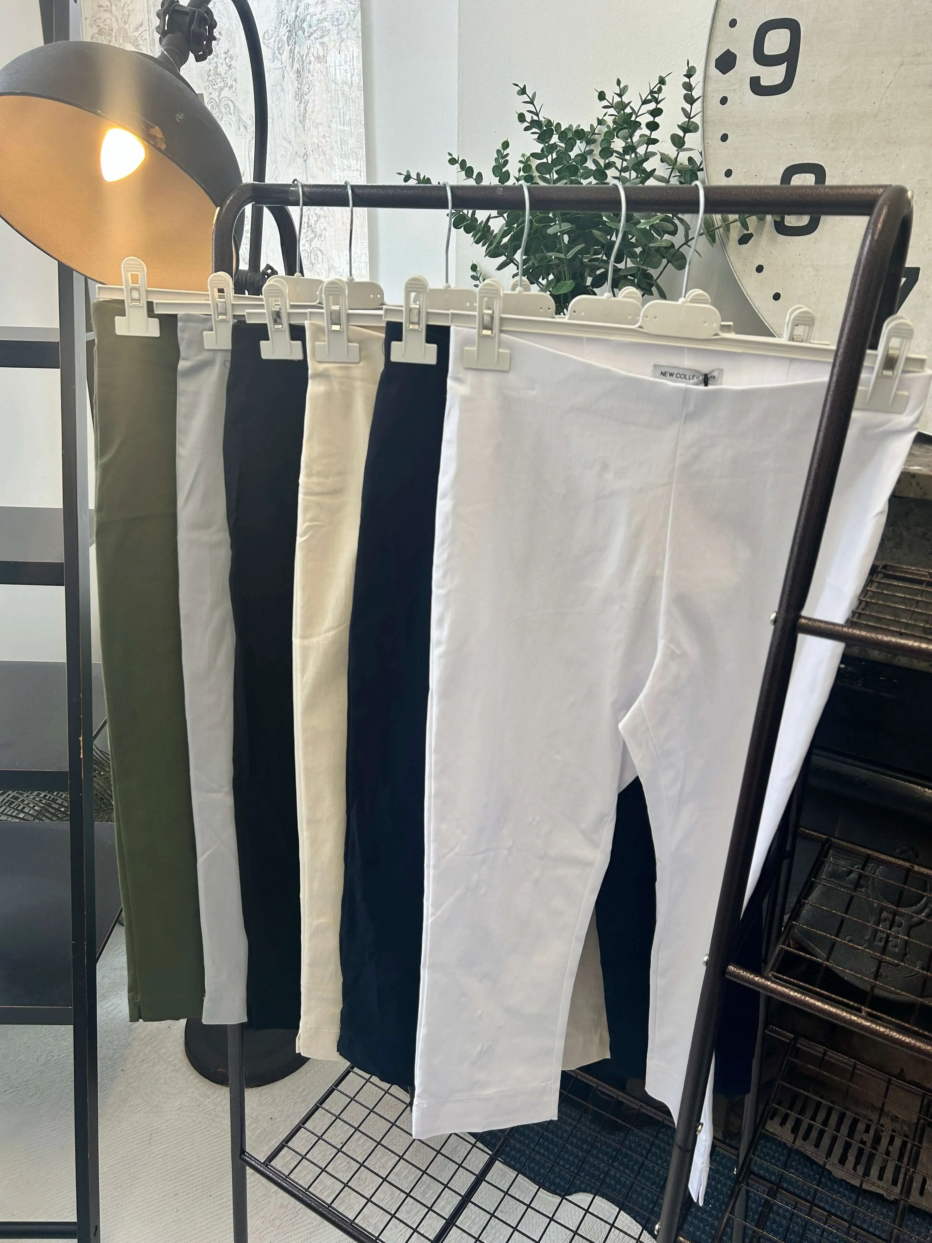 Yvette darted seamless Capri Pants